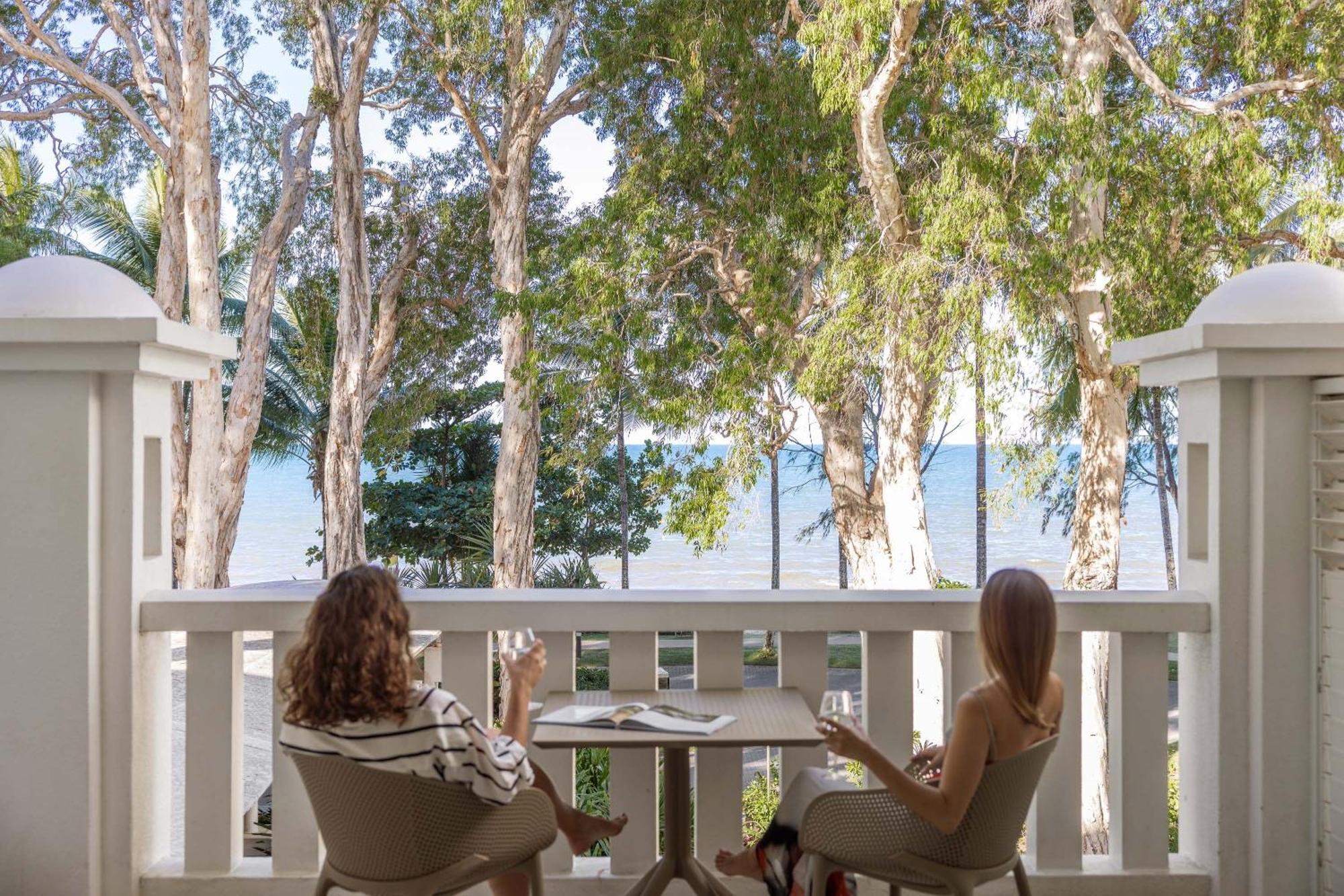 Peppers Beach Club & Spa Палм-Коув Экстерьер фото The View